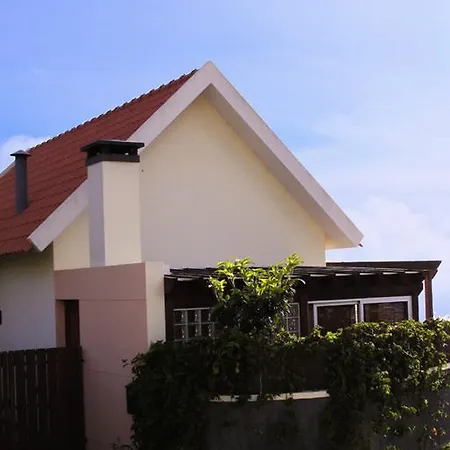 Casa Da Achada Holiday home *