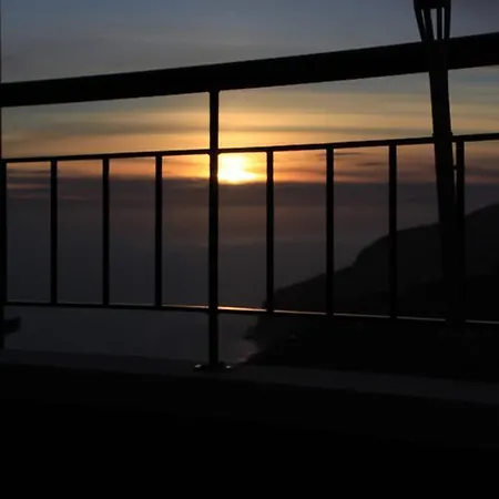 Casa Da Achada Holiday home *
